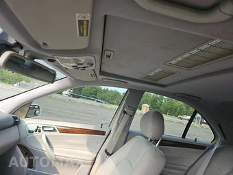 2004 Mercedes-Benz C 240 4MATIC Sedan – miniatura 17