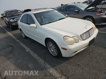 2004 Mercedes-Benz C 240 4MATIC Sedan – miniatura 3