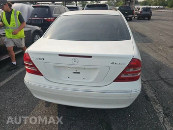 2004 Mercedes-Benz C 240 4MATIC Sedan – miniatura 5