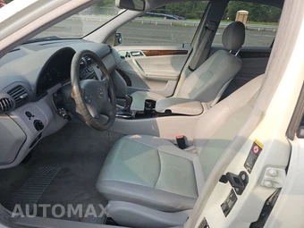 2004 Mercedes-Benz C 240 4MATIC Sedan – miniatura 7