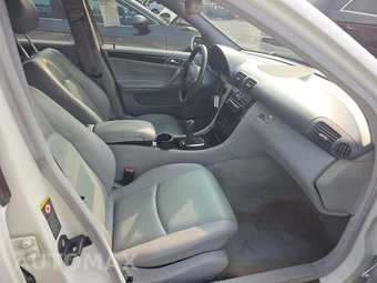 2004 Mercedes-Benz C 240 4MATIC Sedan – miniatura 8