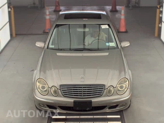 2004 Mercedes-Benz E 320 4MATIC Sedan - miniatura 2