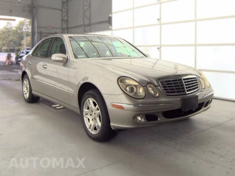2004 Mercedes-Benz E 320 4MATIC Sedan - miniatura 3