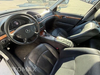 2004 Mercedes-Benz E 320 4MATIC Wagon – miniatura 12