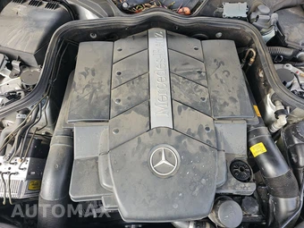 2004 Mercedes-Benz E 500 Sedan - miniatura 15