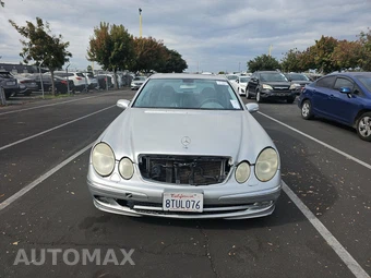 2004 Mercedes-Benz E 500 Sedan - miniatura 2