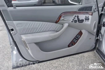 2004 Mercedes-Benz S 500 - miniatura 11