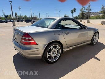 2004 Mercedes-Benz SLK 32 AMG - miniatura 5