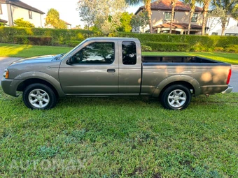 2004 Nissan Frontier XE Extended Cab Long Bed - miniatura 10