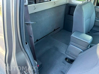 2004 Nissan Frontier XE Extended Cab Long Bed - miniatura 13