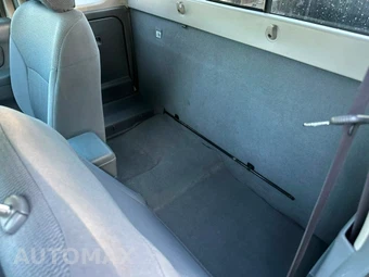 2004 Nissan Frontier XE Extended Cab Long Bed - miniatura 18