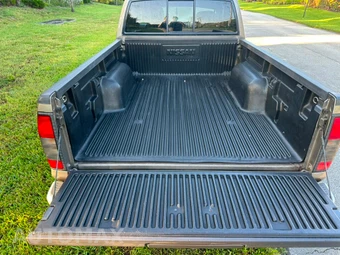 2004 Nissan Frontier XE Extended Cab Long Bed - miniatura 35