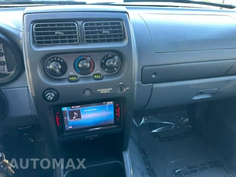 2004 Nissan Frontier XE Extended Cab Long Bed - miniatura 37