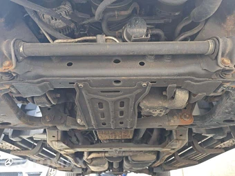 2004 Nissan Pathfinder Armada SE – miniatura 21