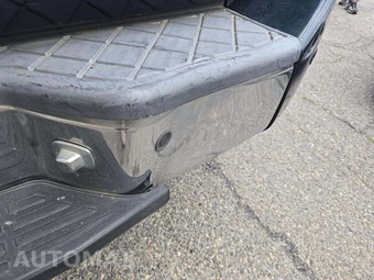 2004 Nissan Pathfinder Armada SE – miniatura 29
