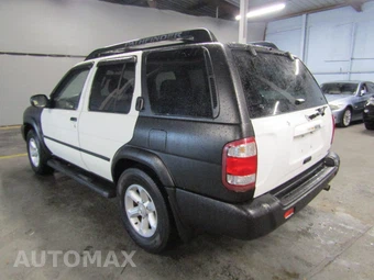 2004 Nissan Pathfinder SE – miniatura 4