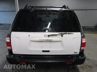 2004 Nissan Pathfinder SE – miniatura 5