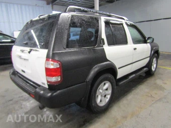 2004 Nissan Pathfinder SE – miniatura 6