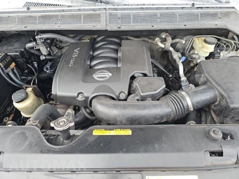 2004 Nissan TITAN LE Crew Cab Short Bed - miniatura 15