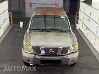 2004 Nissan TITAN LE Crew Cab Short Bed - miniatura 2