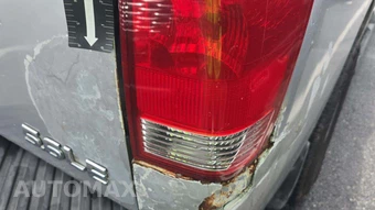 2004 Nissan TITAN LE Crew Cab Short Bed - miniatura 25