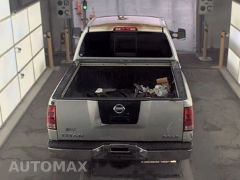 2004 Nissan TITAN LE Crew Cab Short Bed - miniatura 5