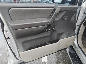 2004 Nissan TITAN LE Crew Cab Short Bed - miniatura 9