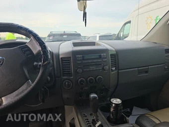 2004 Nissan TITAN LE Extended Cab Medium Bed – miniatura 11