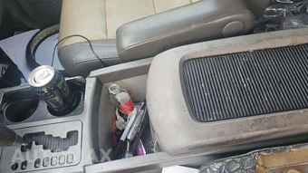 2004 Nissan TITAN LE Extended Cab Medium Bed – miniatura 22