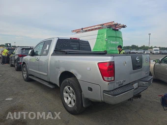 2004 Nissan TITAN LE Extended Cab Medium Bed – miniatura 6