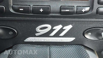 2004 Porsche 911 40th Anniversary Edition Coupe - miniatura 18
