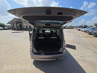 2004 Scion xB – miniatura 11