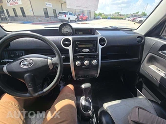 2004 Scion xB – miniatura 7