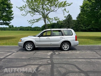 2004 Subaru Forester 2.5XT - miniatura 5
