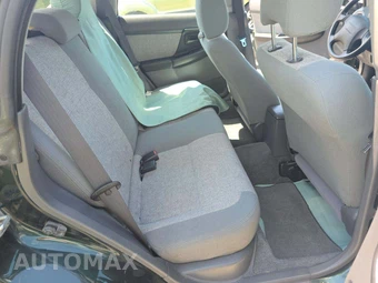 2004 Subaru Impreza Sport Wagon Outback Sport – miniatura 16