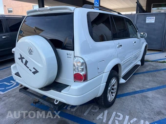 2004 Suzuki XL-7 – miniatura 3