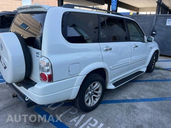 2004 Suzuki XL-7 – miniatura 9