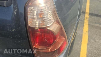 2004 Toyota 4Runner SR5 – miniatura 44