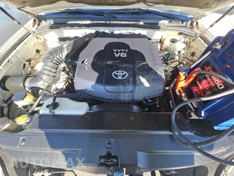 2004 Toyota 4Runner SR5 – miniatura 15