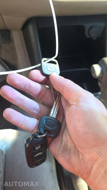 2004 Toyota Camry SE – miniatura 18