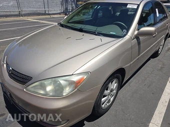 2004 Toyota Camry XLE