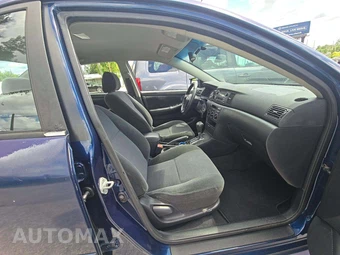 2004 Toyota Corolla S – miniatura 18