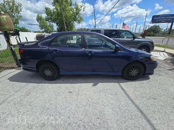 2004 Toyota Corolla S – miniatura 4