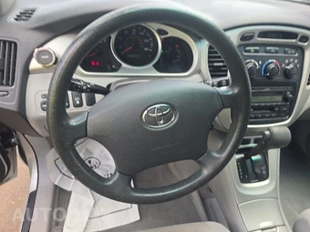 2004 Toyota Highlander w/3rd Row – miniatura 10