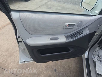 2004 Toyota Highlander w/3rd Row – miniatura 9