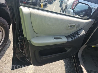2004 Toyota Highlander w/3rd Row – miniatura 9