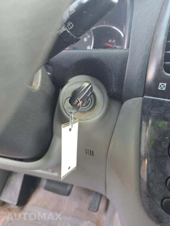 2004 Toyota Land Cruiser - miniatura 8
