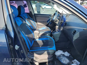2004 Toyota Matrix – miniatura 3
