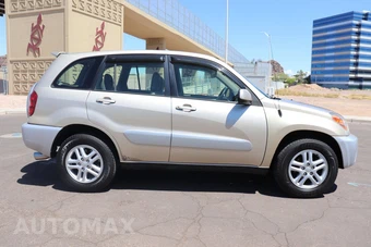 2004 Toyota RAV4 - miniatura 7