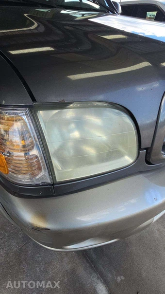 2004 Toyota Sequoia SR5 – miniatura 42